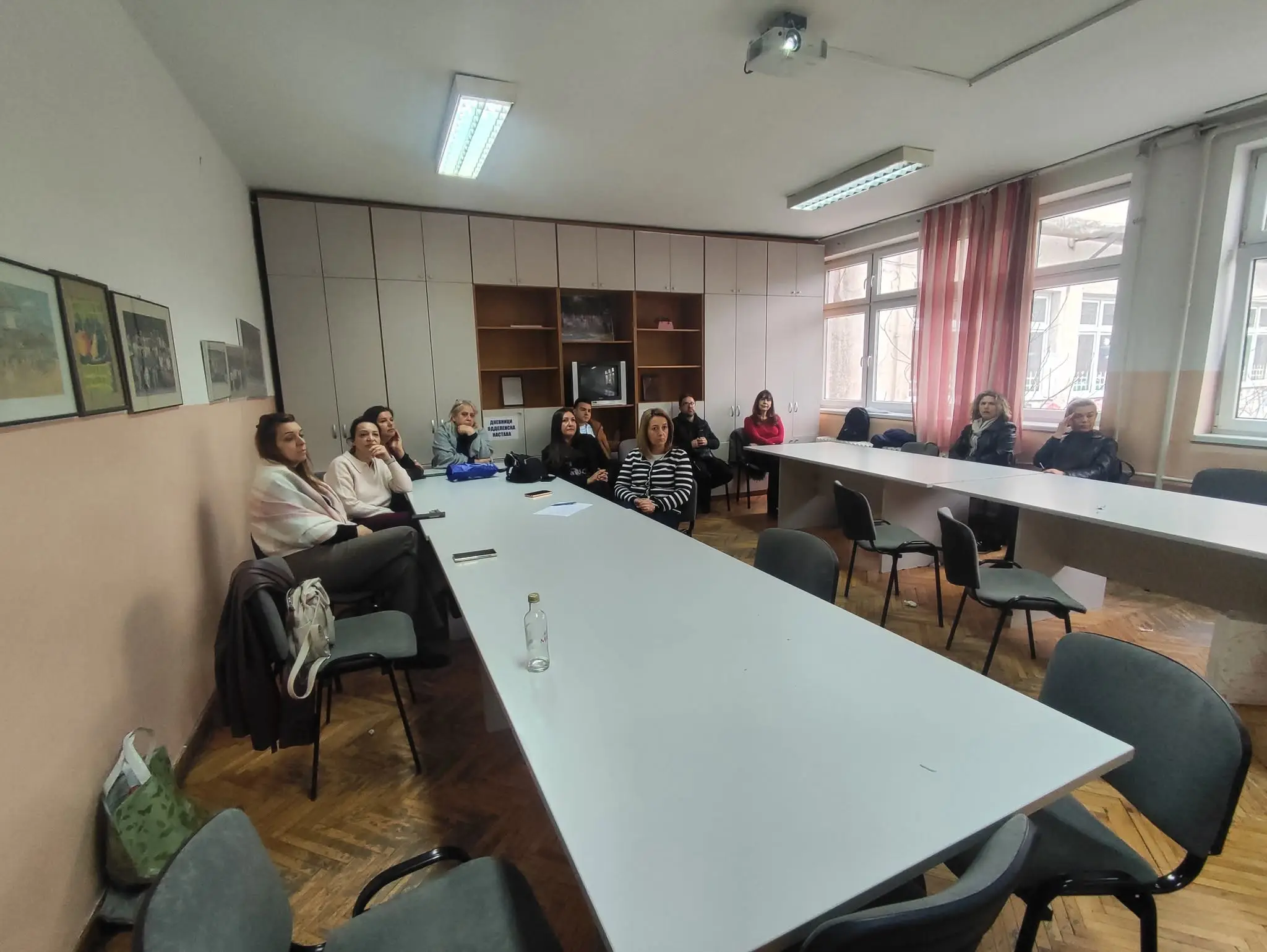 Обука за наставници: „Заштита на социјалните мрежи од сајбер насилство“!