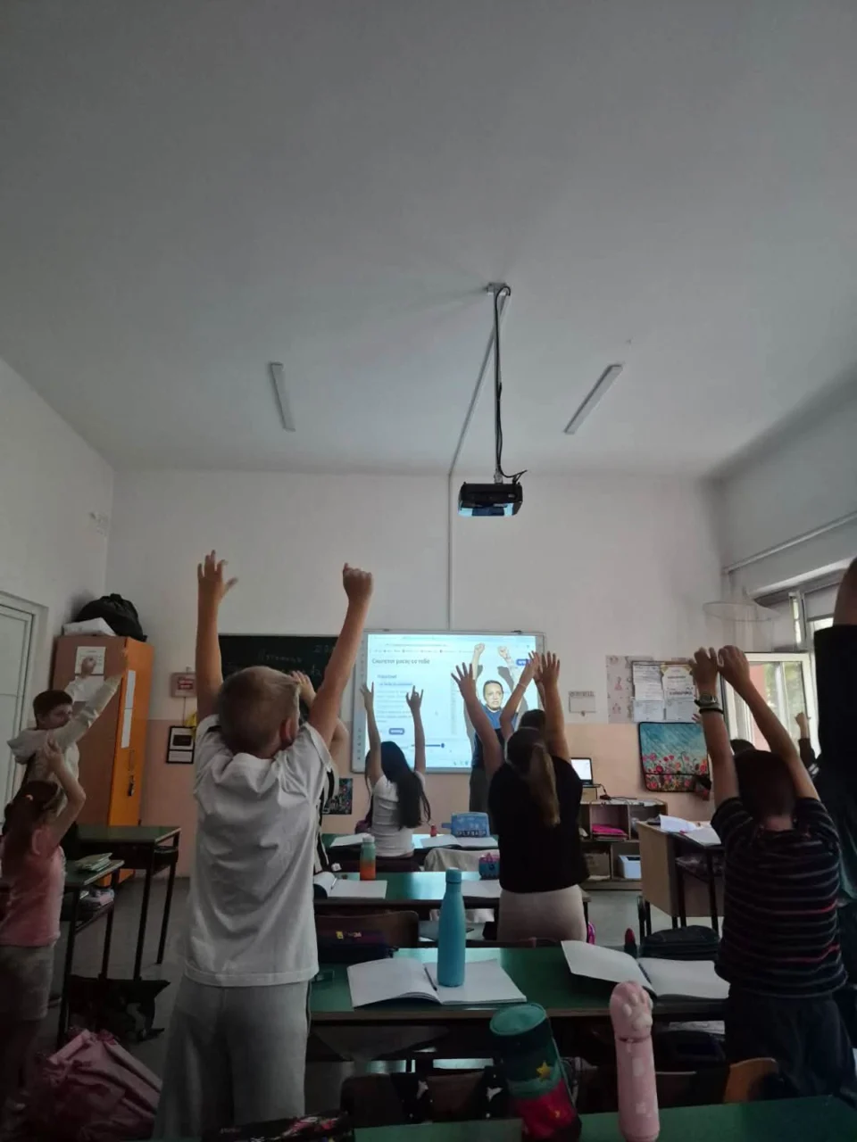 Скелетот расте со растењето на човекот